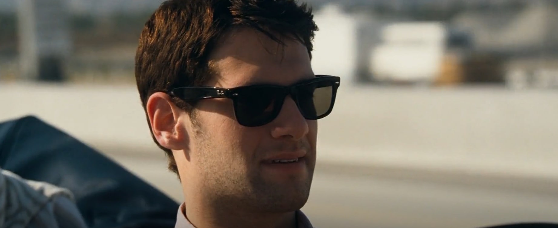 Bradley Cooper’s The Hangover Sunglasses Like a Film Star