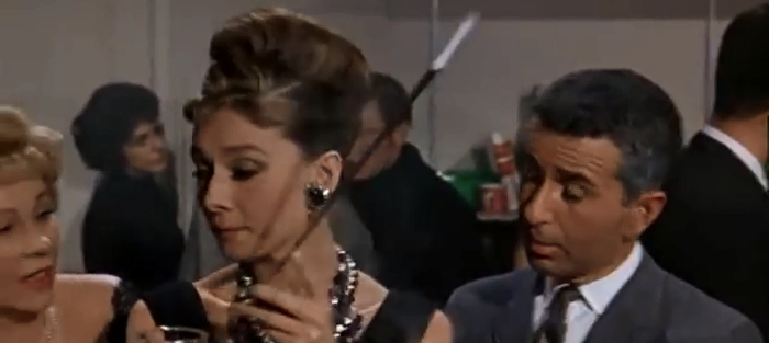 audrey hepburn breakfast at tiffany's cigarette holder